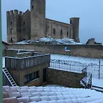Nyaraló Ess'folie